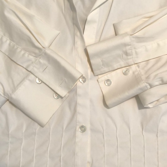 Theory button down with great details. - Picture 5 of 5